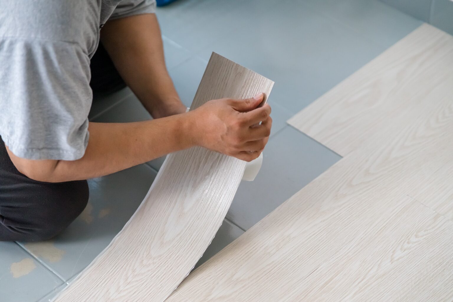A Beginner’s Guide to Installing Vinyl Floors at Home