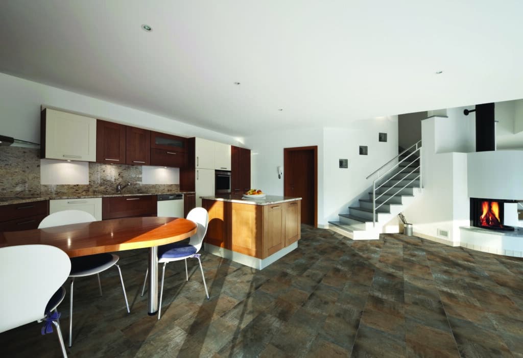 Vinyl Plank Flooring — Toronto